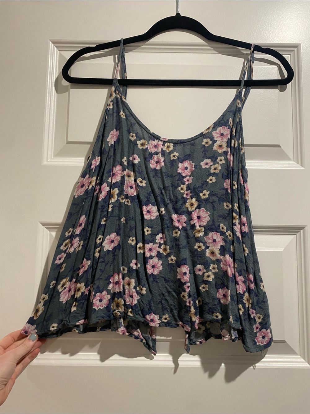 American eagle floral tank top